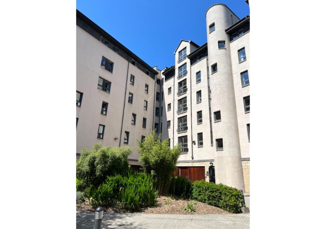 Joivy Affordable 3,4,5 And 12 Bed Private Flats Next To Royal Mile (Adults Only) Apartment EDI Exterior photo